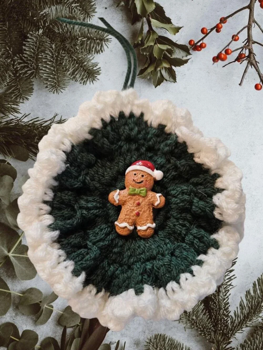 Crochet Christmas Wreath Ornaments with Gingerbread Boy & Girl – Handmade